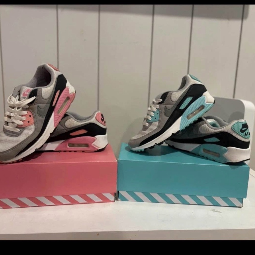 2 Pairs of Women’s Nike Air Max 90 Size 6 Hyper Turquoise & Rose Pink